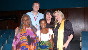 2013 - Dorothy 60 jaar met Dorothy Masuka Zolani Mahola Karen Zoid en Brett Pyper